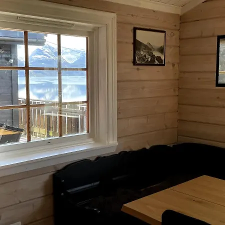 Holiday home - Faleide - Fjord View *