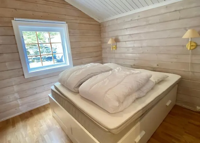 - Faleide - Fjord View