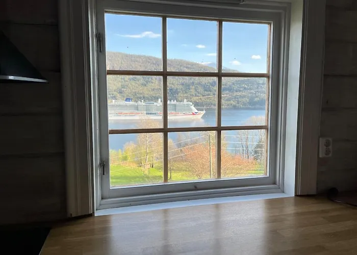 - Faleide - Fjord View 度假居 *